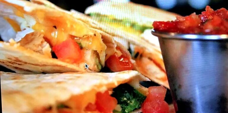 NOON-SPOON-CAFE NOON-SPOON-CAFE