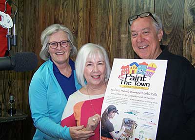 Sue Thornton, Janey Rives and Bill Rives