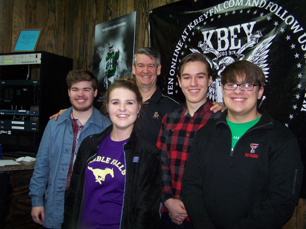 KBEY 103.9 FM Radio Picayune guests Bryce Gage (back) and students Holden Fox (left), Blaire Hambrick, Wolf Williams and Jordan Jones of the Marble Falls High School choir department.