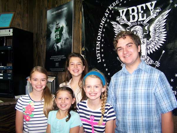 KBEY 103.9 FM Radio Picayune guests Hannah Chandler, Javier Smith, Adrianna Poage, Tess Chandler and Claire Poage.