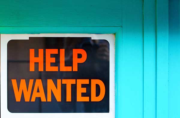 KBEY 103.9 FM Radio Picayune talked with Craig Henry about an upcoming job fair in Burnet.