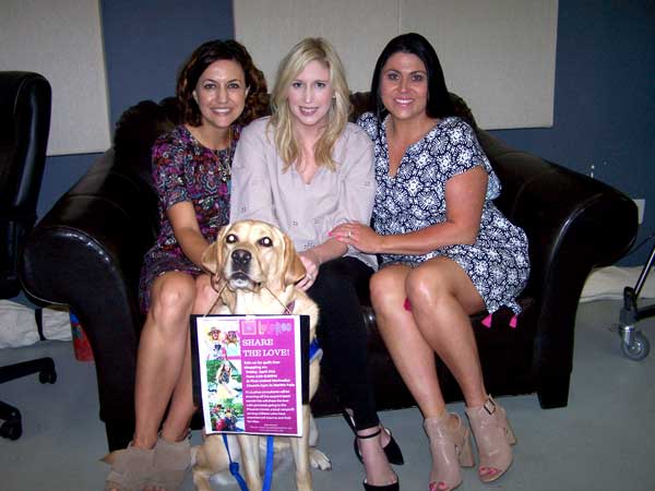 Sarah Garrett (left), Blakely Wilbanks, and Mabel the wonder dog of the Phoenix Center as well as LuLaRoe consultant Shelly Callahan (right).