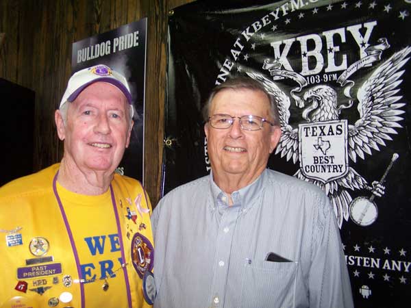 Terry Scalise and Jim Chapman of the Kingsland Lions Club.
