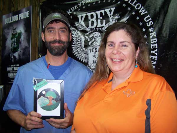 Sandy Boulter of JBar stopped with Brad Quinn of Tejas Trails spoke to KBEY 103.9 FM listeners about the next Capt'n Karl's Night Trail Run.