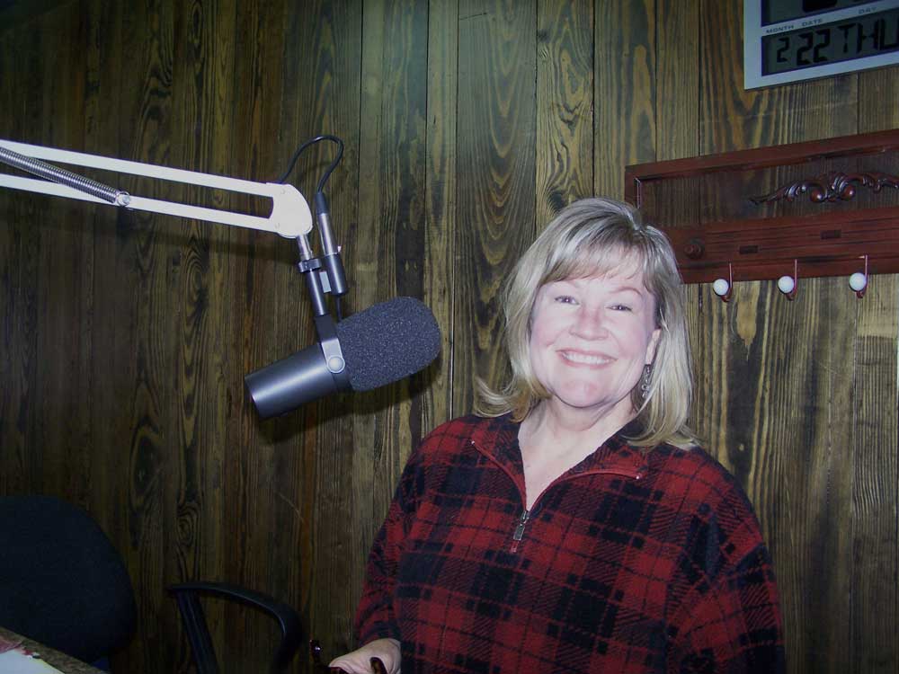 KBEY 103.9 FM Radio Picayune guest Vickie Cody of the Highland Lakes SPCA.
