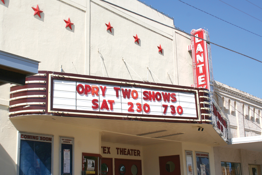 KBEY 103.9 FM Radio Picayune spoke with country singer Ronnie McDowell, who headlines the Llano Country Opry at the LanTex Theater on March 10.