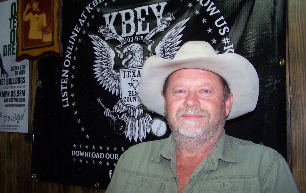KBEY 103.9 FM Radio Picayune guest Brent Nichols talks about the 2018 Burnet County Rodeo.