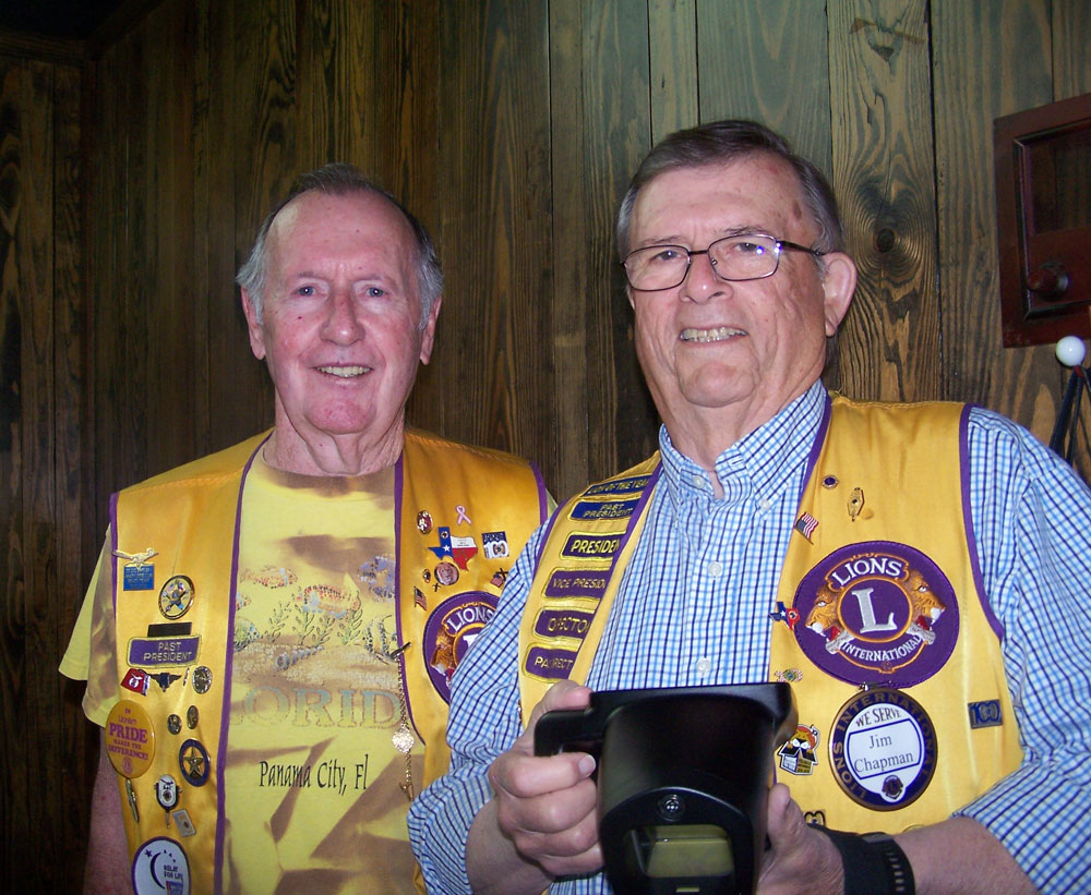 Terry Scalise (left) and Jim Chapman of the Kingsland Lions Club