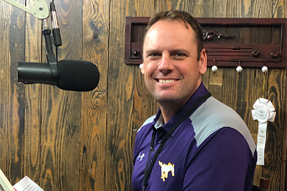 Marble Falls coach Brian Herman