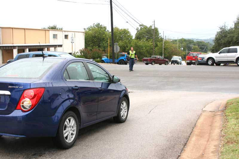 A gas line break around 3:45 p.m. Sept. 27on Ninth Street in Marble Falls prompted authorities to re-route traffic in and around the U.S. 281 and FM 1431 intersection. Staff photo by Connie Swinney