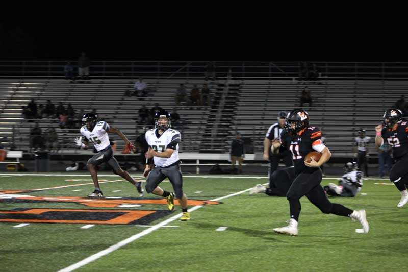 Llano High School senior running back Ben Walling has 539 yards and three touchdowns on 91 carries and 47 yards passing on six completions during the regular season. The Yellow Jackets are off this week and waiting to see who they’ll play in the first game of the postseason next week. Staff photo by Jennifer Fierro