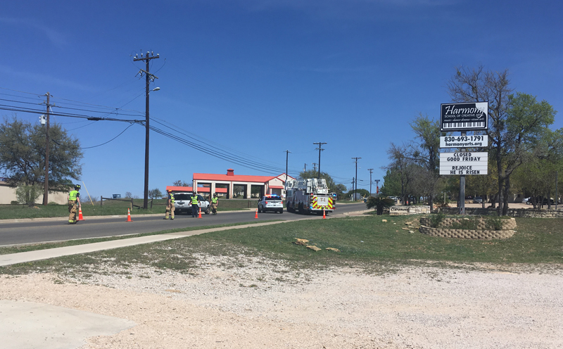 A report of a suspicious package at a car wash on Mormon Mill Road in Marble Falls prompted police to close a three-block area of the roadway and request a bomb squad. Staff photo by Connie Swinney