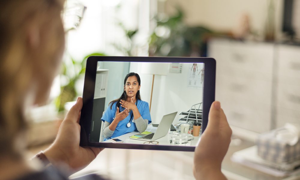 Texas launches free 24/7 mental health support line