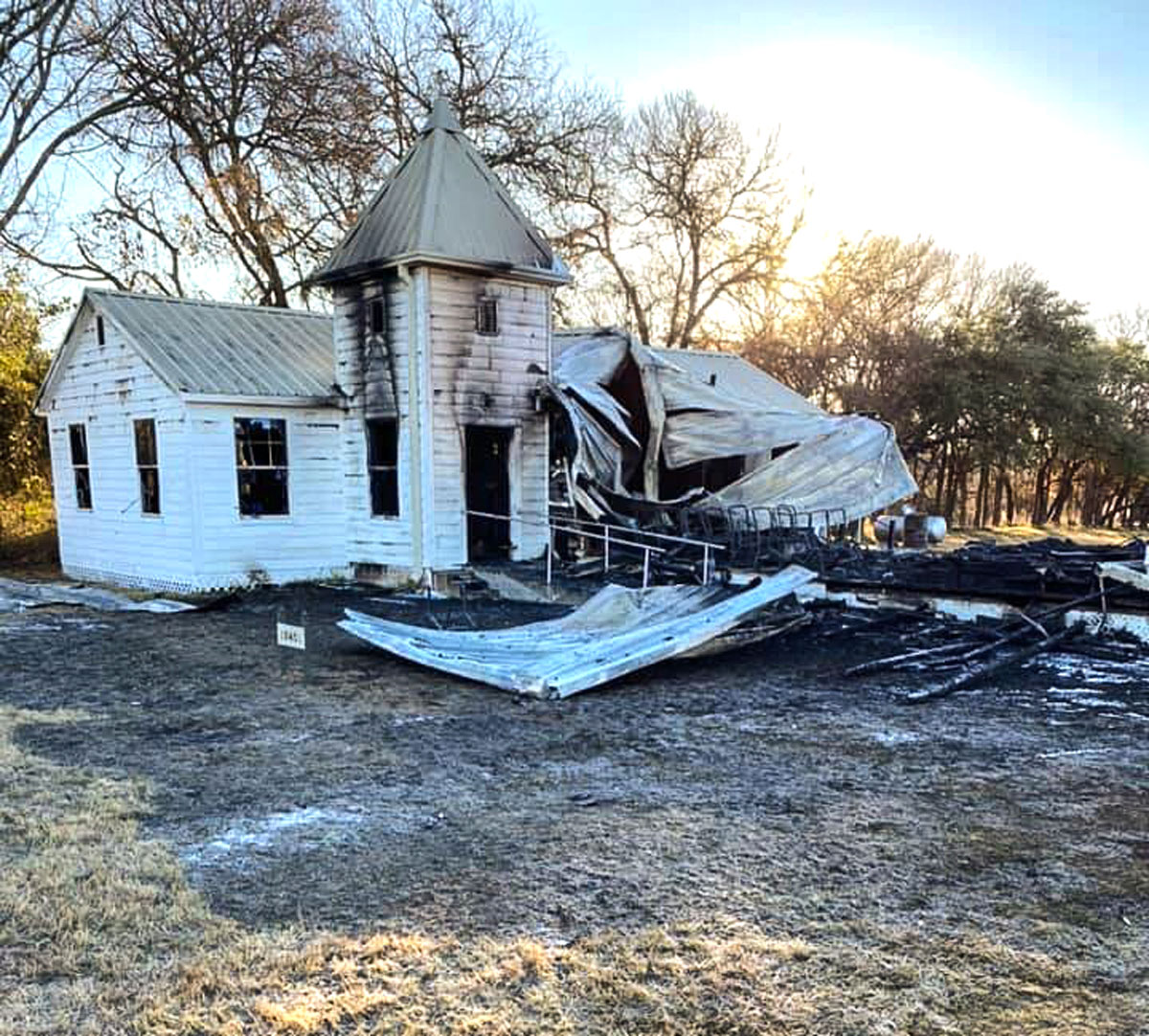 Fire destroys Mahomet Christian Church