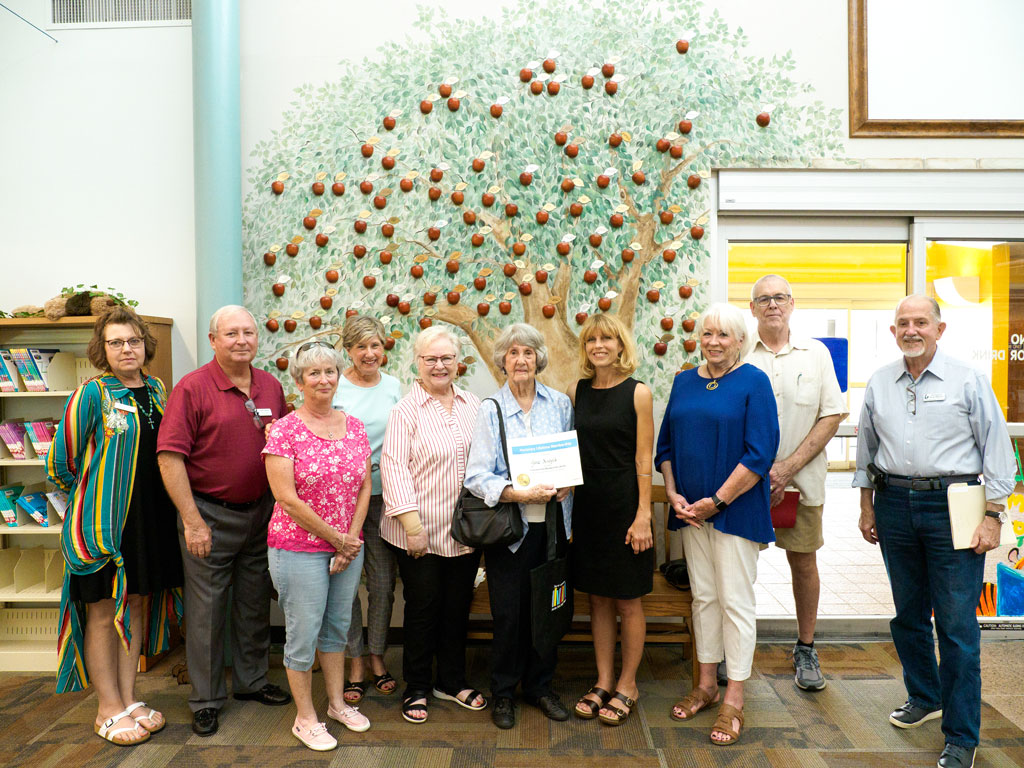 Jane Knapik and Friends of the Marble Falls Library
