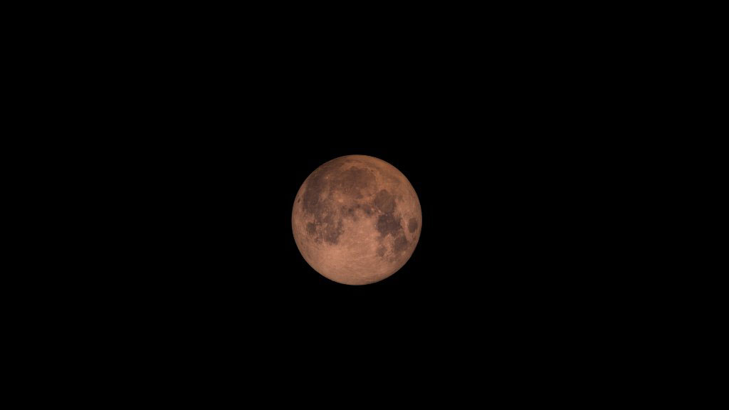 Super blood moon