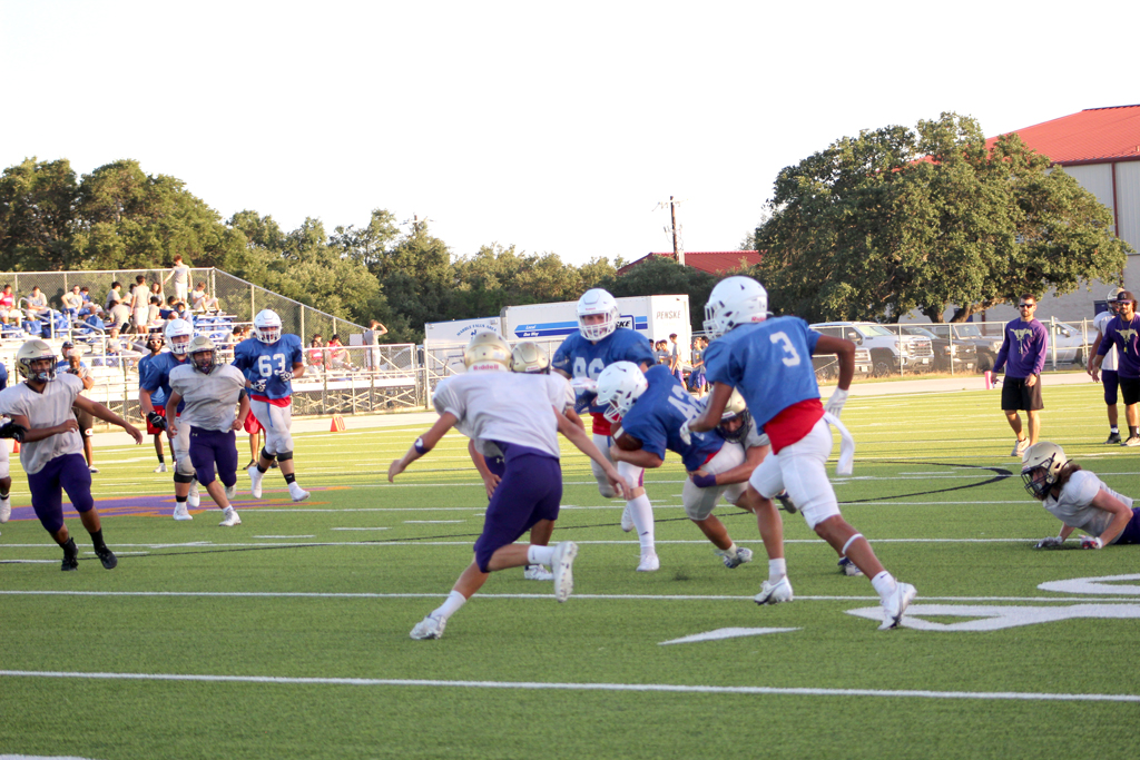 Marble Falls vs. Leander football scrimmage in 2021