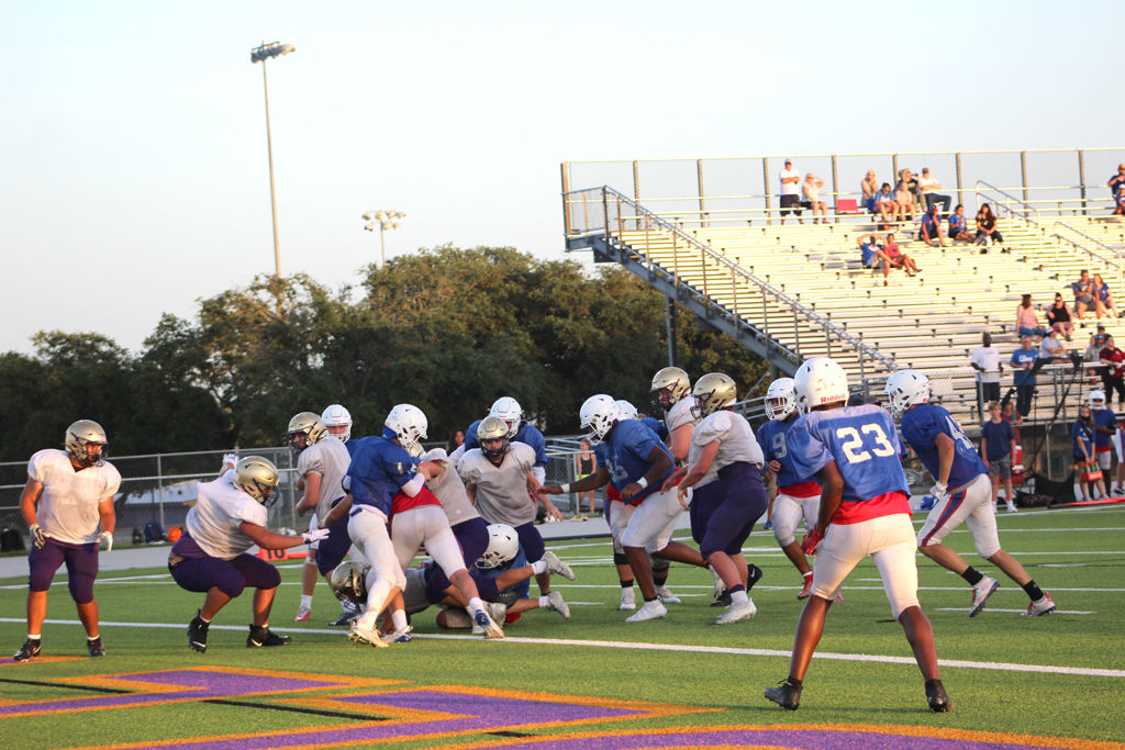 Marble Falls vs. Leander football scrimmage