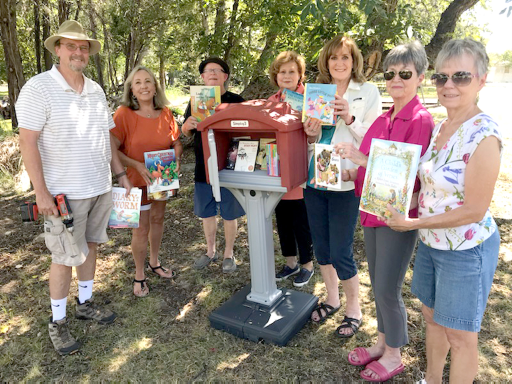 Free little libraries going up in Horseshoe Bay