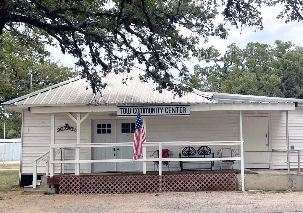 Tow Community Center