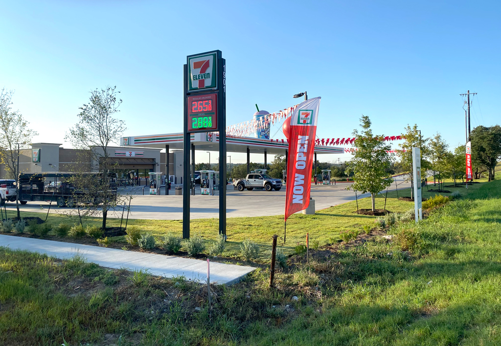 New Marble Falls 7-Eleven opens