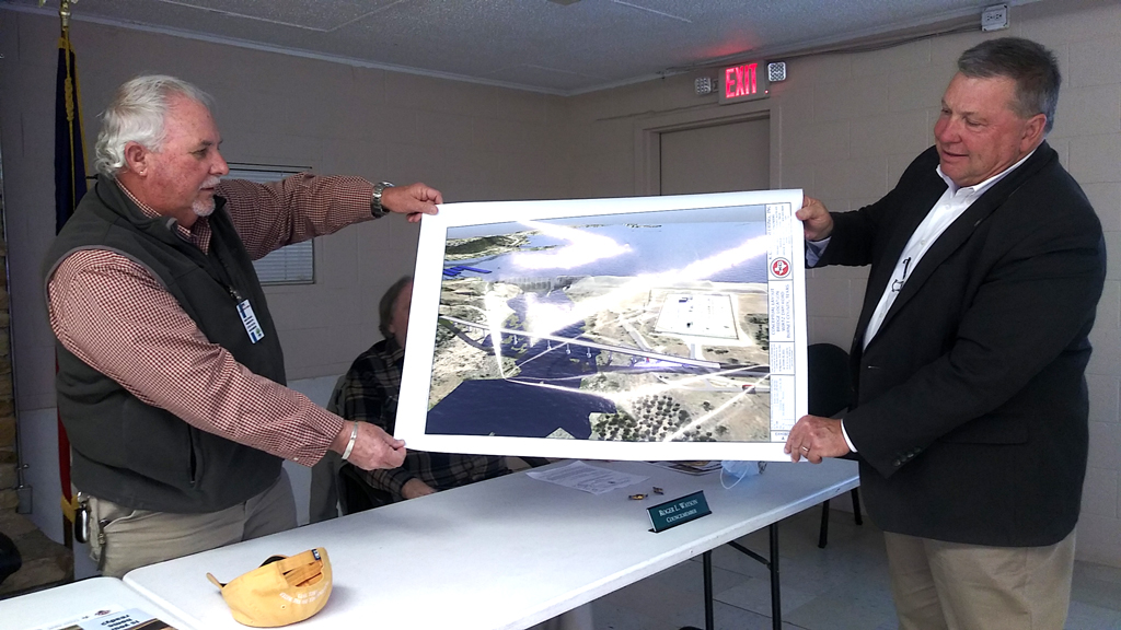 Cottonwood Shores City Councilor Michael Hibdon (left) and Burnet County Judge James Oakley