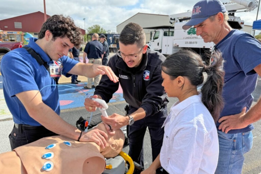 Person demonstrating CPR
