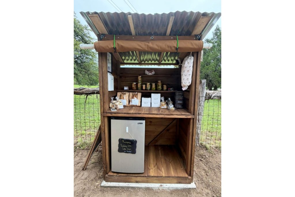 Lloyd's farm stand